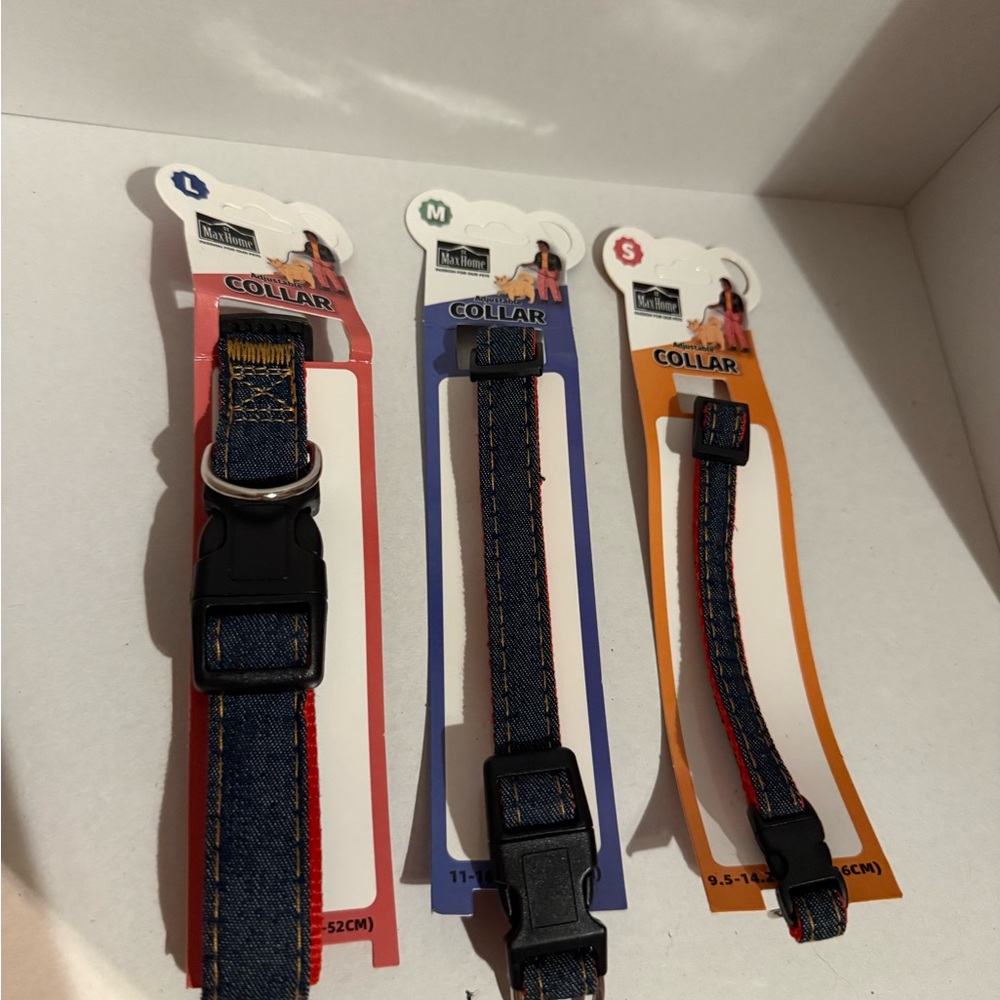 MaxHome Denim w/Red Dog Collar